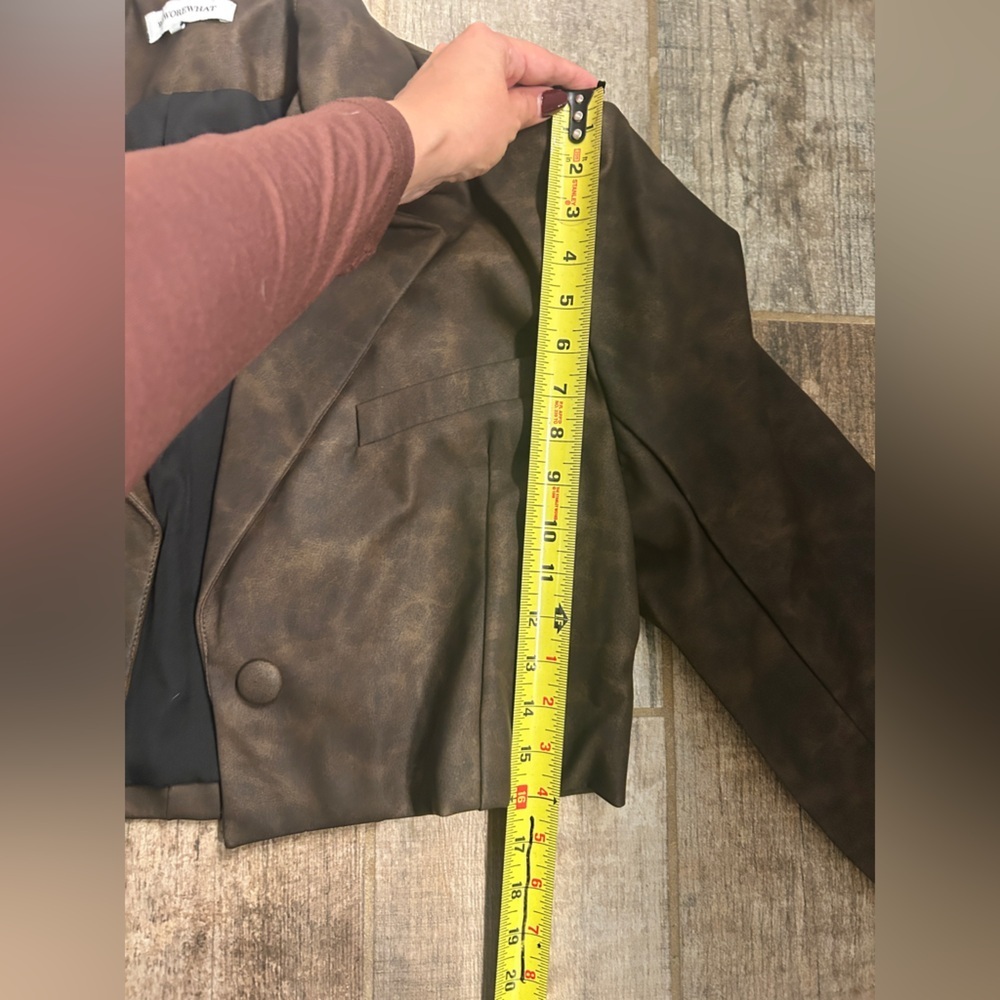 WeWoreWhat Dark Brown Patina Cropped Blazer - Picture 10 of 10